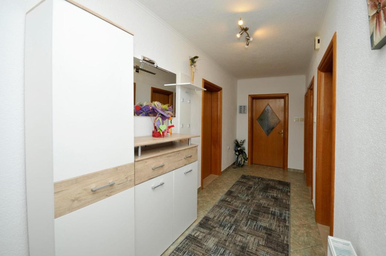 Roso Apartment With Sea View 特罗吉尔 外观 照片