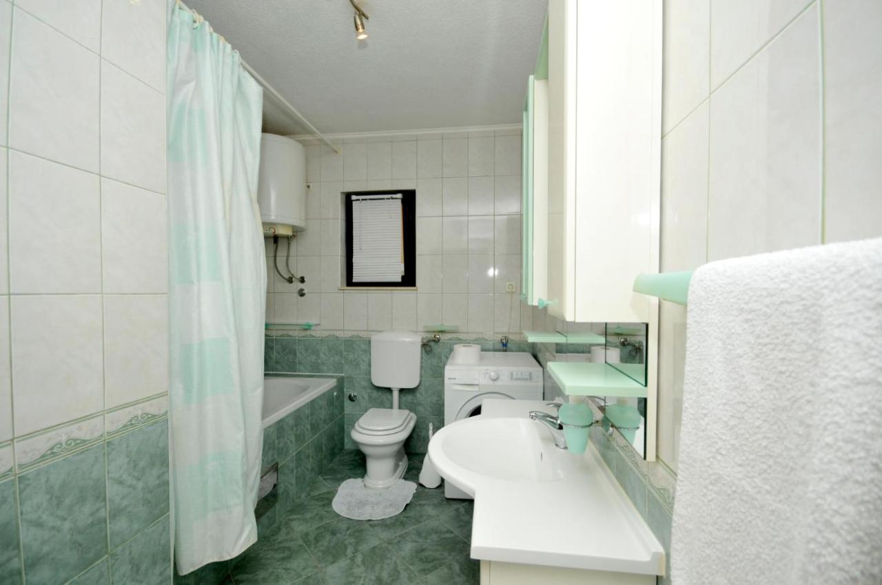 Roso Apartment With Sea View 特罗吉尔 外观 照片
