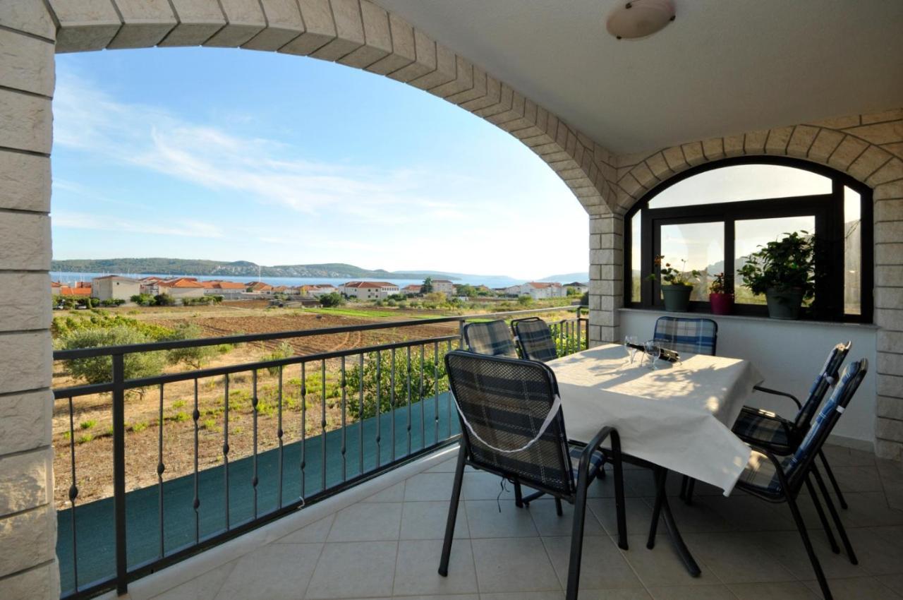 Roso Apartment With Sea View 特罗吉尔 外观 照片